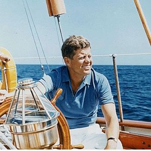 Meet your Posher, Cameron